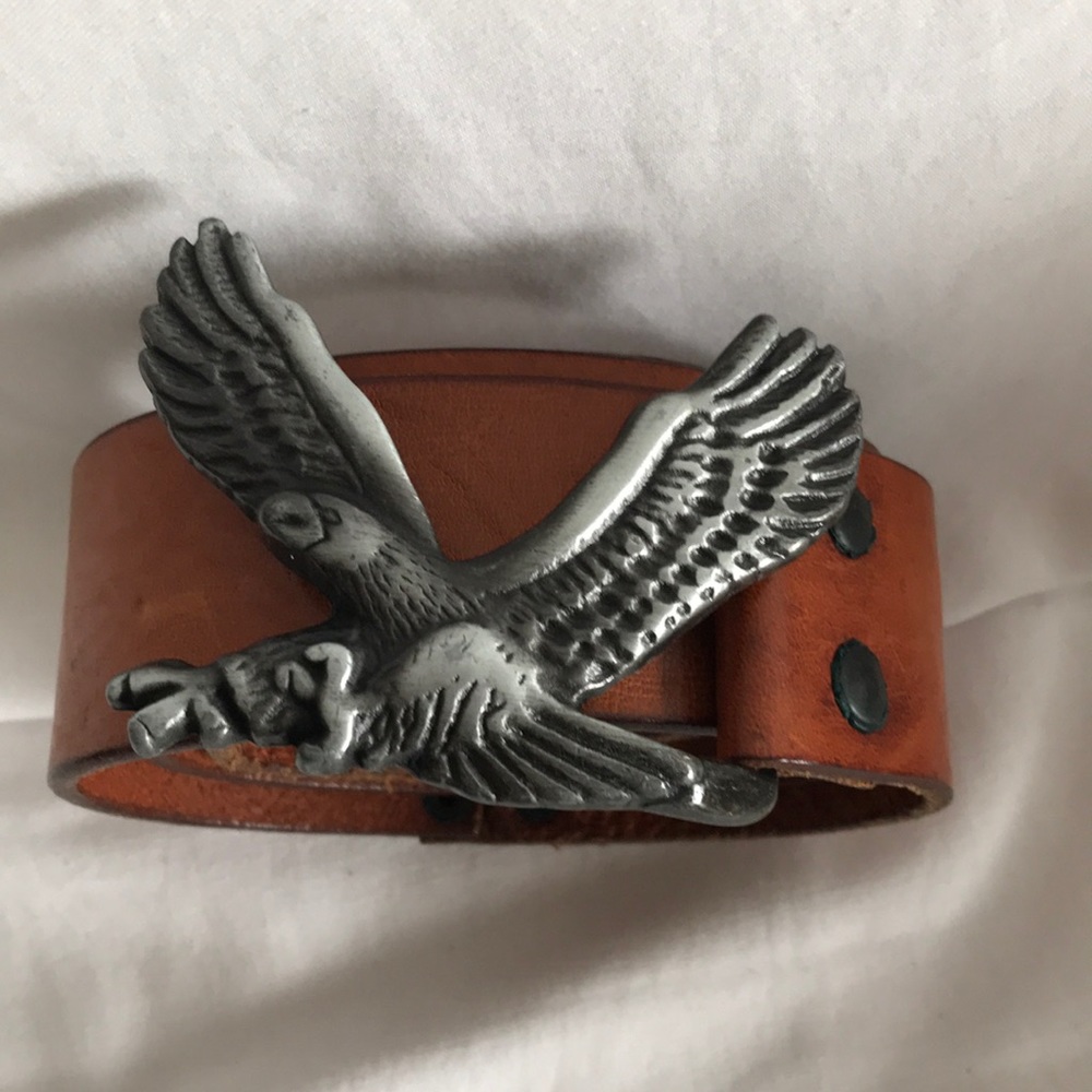 Gap brown leather belt with eagle buckle Sz M